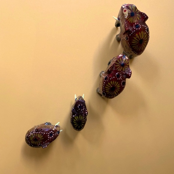 Family of Elephants | Home Décor - Picture 3 of 13